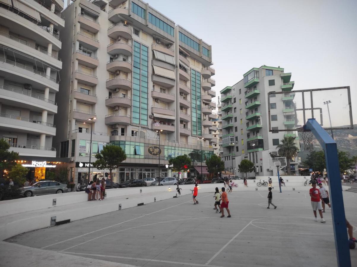 Coastal Retreat - Beach Apartment Vlore Exterior photo