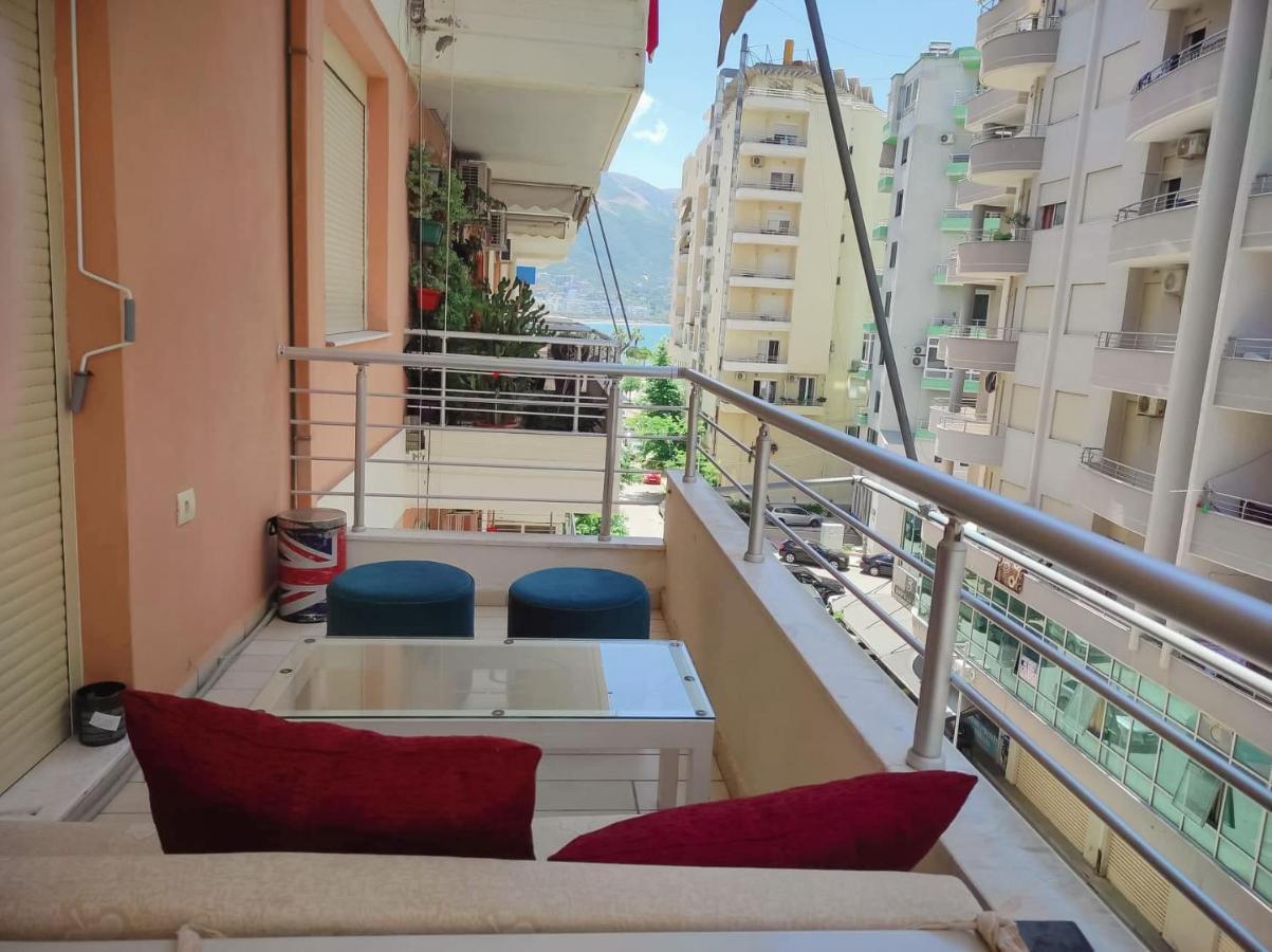 Coastal Retreat - Beach Apartment Vlore Exterior photo